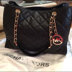 Michael Kors totes bag